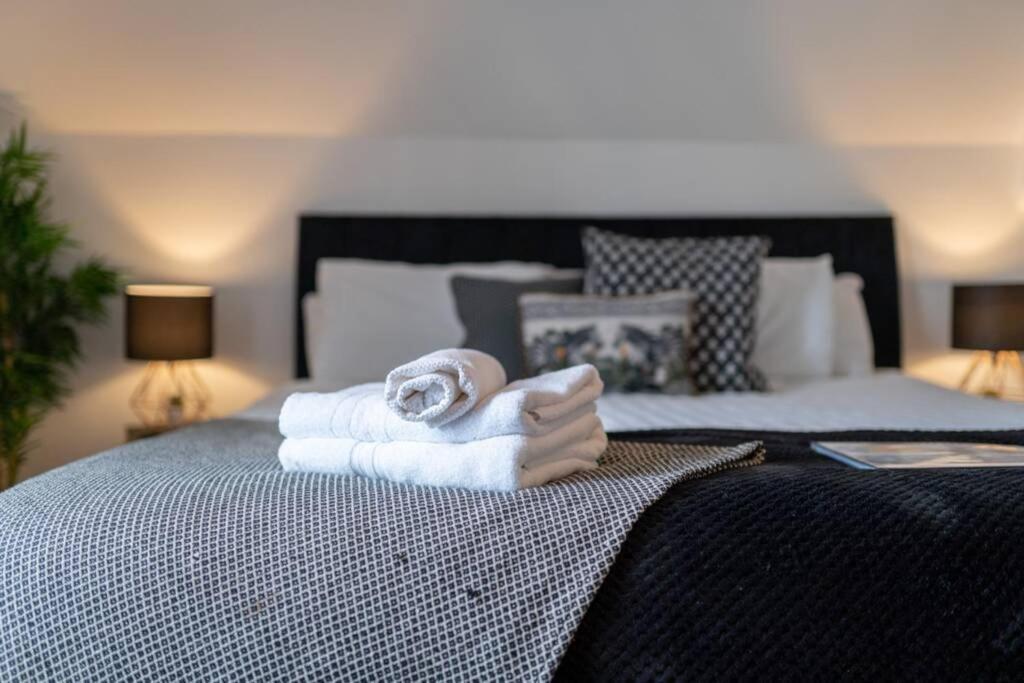 Phenix Central - Huge 3 Bed, Super Equipped Apartment. Cardiff Bagian luar foto