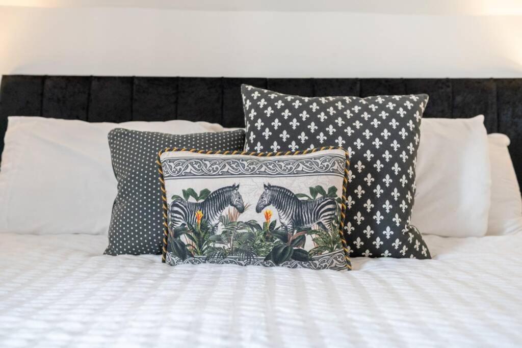 Phenix Central - Huge 3 Bed, Super Equipped Apartment. Cardiff Bagian luar foto