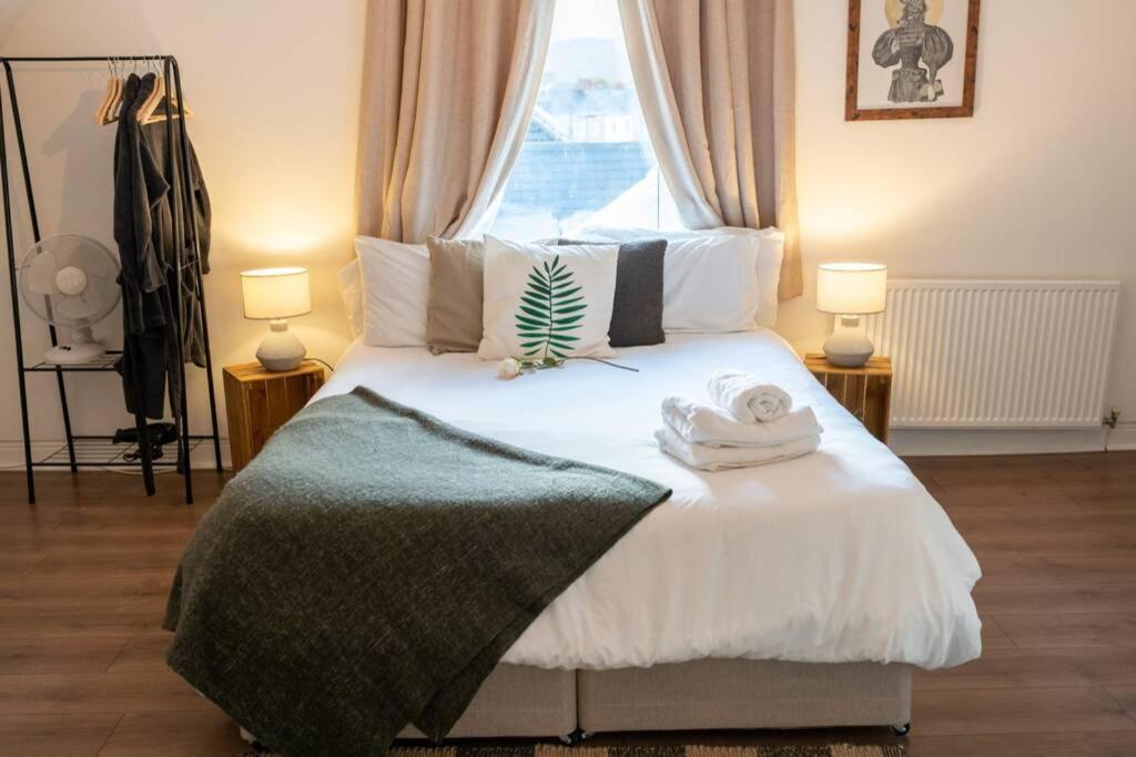 Phenix Central - Huge 3 Bed, Super Equipped Apartment. Cardiff Bagian luar foto
